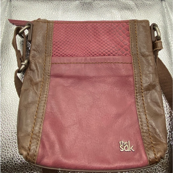 The Sak Crossbody - Picture 4 of 9